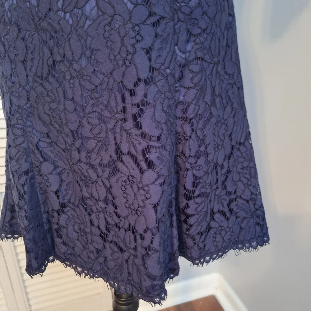 Eliza J elegant Navy Fit Flare Lace Dress Sz 4 *J - Picture 6 of 10